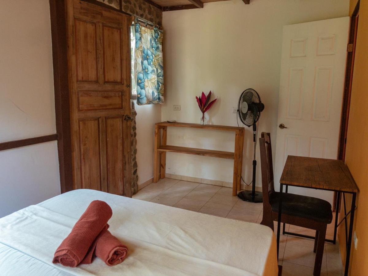 Uvita River Guesthouse Exterior foto